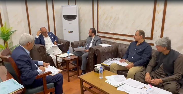 وزیر بلدیات، ہائوسنگ ٹائون پلاننگ و پبلک ہیلتھ انجنئیرنگ سندھ سعید غنی کی زیر صدارت پبلک ہیلتھ انجنئیرنگ کا اہم اجلاس منعقد 1 2 29
