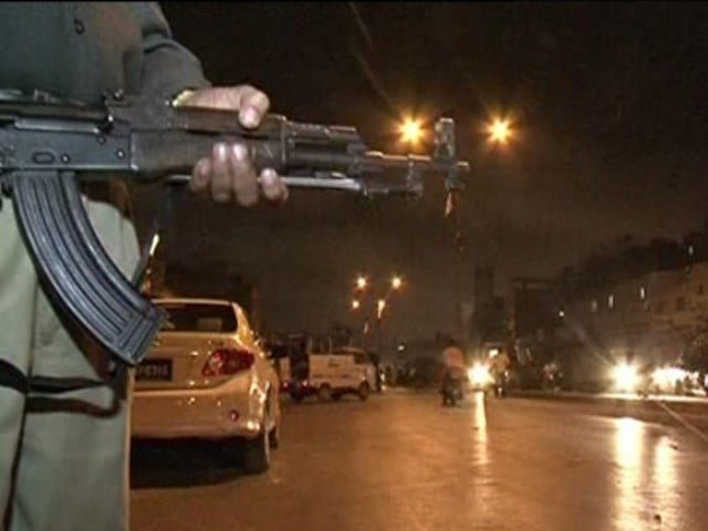 بفرزون میں پولیس مقابلے کے دوران 2 ڈاکو ہلاک 1 5 1