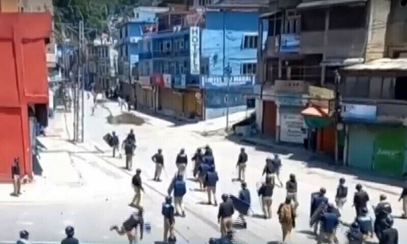 آزاد کشمیر میں مہنگی بجلی اور آٹے کے خلاف جاری ہڑتال ختم 1 2 27