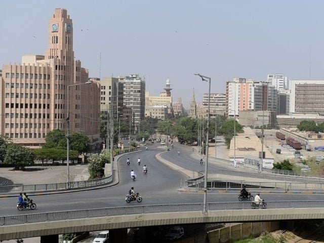 کراچی میں شدید گرمی، درجہ حرارت 39 ڈگری تک جانیکا امکان 1 2655649 karachihotweatherafp 1719123914 803 640x480 1