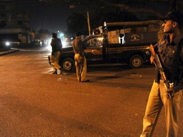 بارہ دری اپارٹمنٹ میں بزرگ خاتون کے اندھے قتل کا معمہ حل — دو ملزمان گرفتار 1 2681668 police 1723079142 208 640x480 1