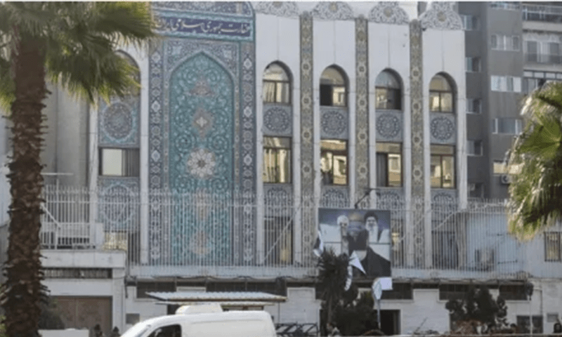 شام: دارالحکومت دمشق میں ایرانی سفارت خانے پر مسلح افراد کا دھاوا 1 2 1