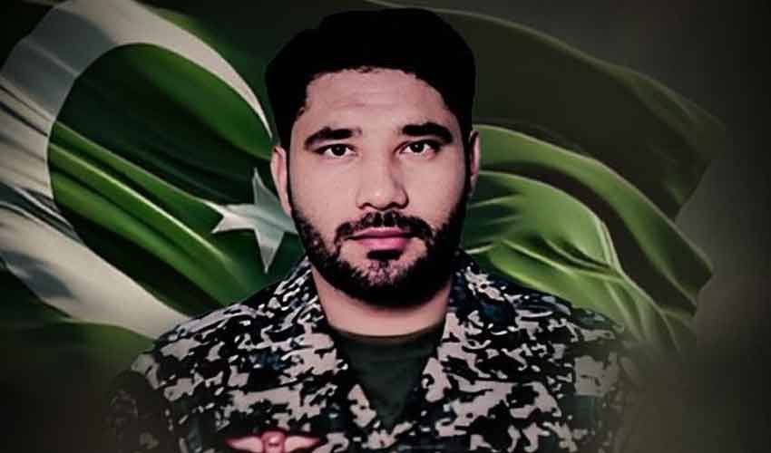 پاکستان رینجرز کے لانس نائیک محمد تنویر شہید، پرتشدد واقعات میں اہلکاروں کی شہادتوں کی تعداد 4 ہو گئی 1 islamabad protest rangers official