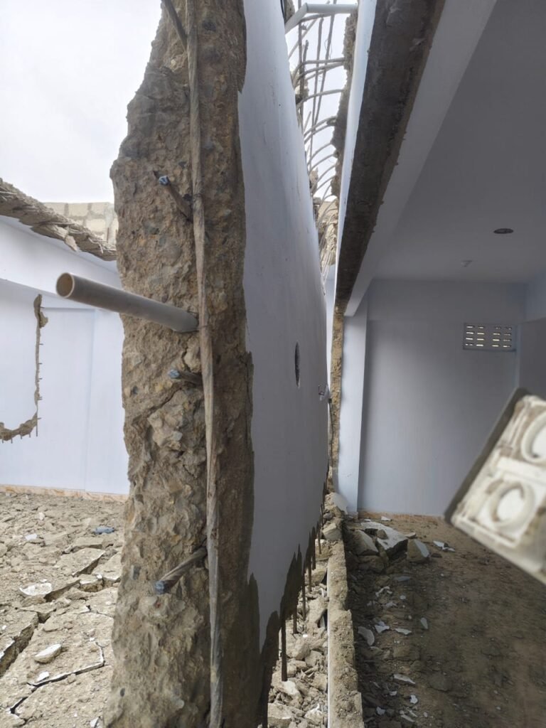 43898cf6 4a99 457a a46e 4621eff08aef