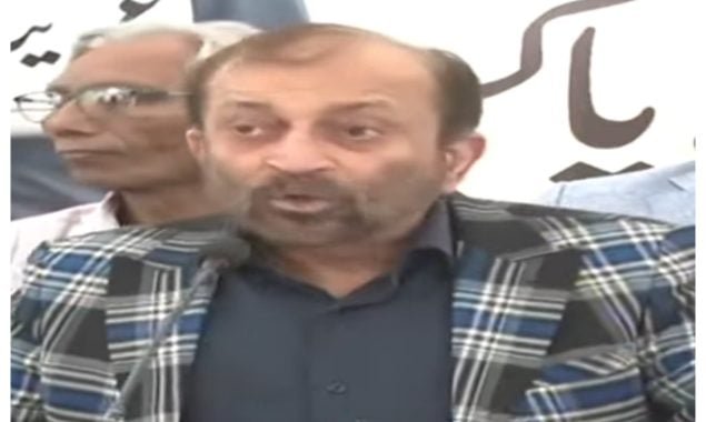 کراچی کے بلدیاتی ملازمین کے 25 ارب واجبات، ڈاکٹر فاروق ستار کا شدید احتجاج 1 FotoJet 1 64 635x380 1
