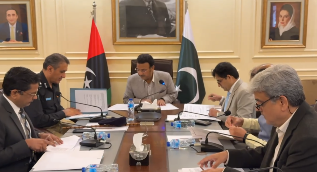 سندھ حکومت کا لینڈ گریبنگ اور تجاوزات کے خلاف ایکشن، اعلیٰ اختیاراتی ڈیسک قائم 1 Screenshot 2025 02 17 213257