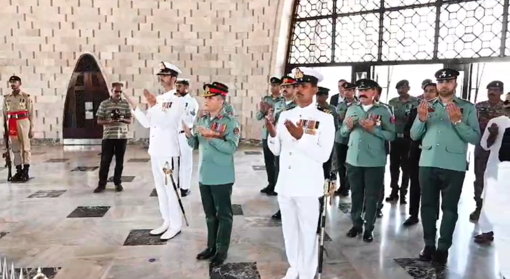 یومِ پاکستان: ڈی جی رینجرز (سندھ) کی مزارِ قائد پر حاضری 1 Screenshot 2025 03 23 124044
