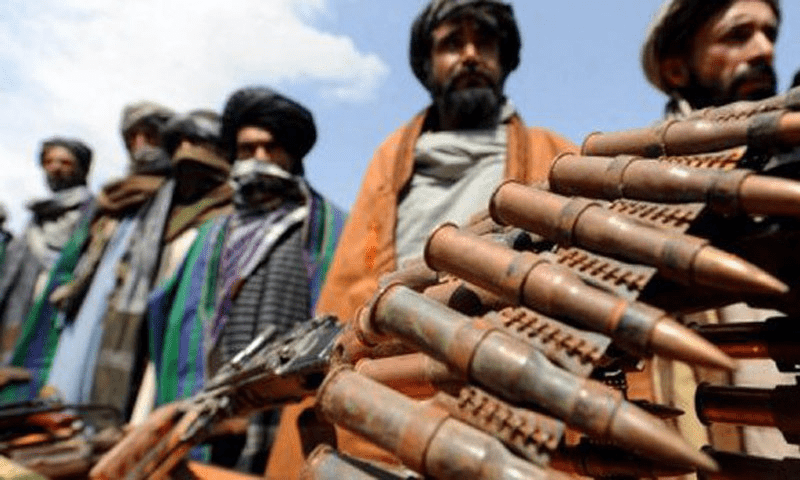 افغانستان میں اسلحے کی اسمگلنگ اور قیمتوں میں اضافہ: تحقیق میں انکشاف 1 04090615fe77e72