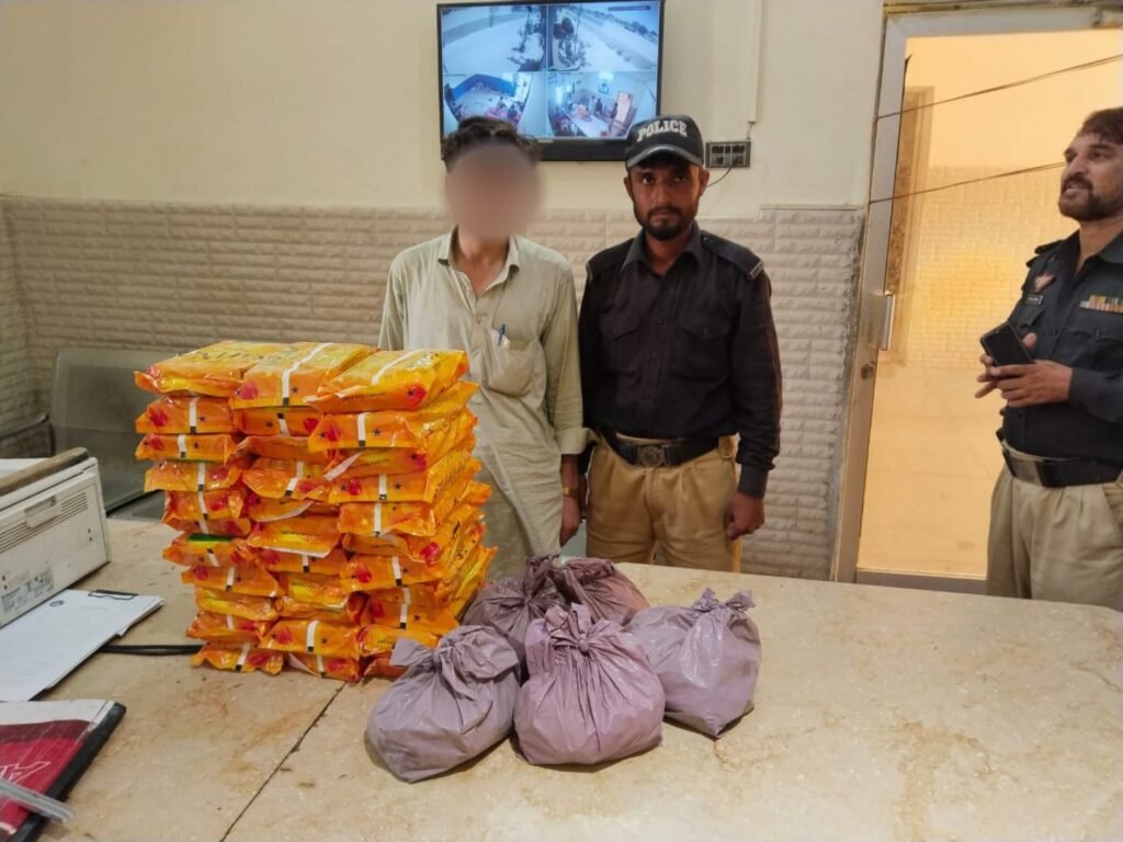 کیماڑی پولیس کی بڑی کارروائی: مضر صحت انڈین گٹکا اور ماوا کی بین الصوبائی اسمگلنگ ناکام، ایک ملزم گرفتار 1 WhatsApp Image 2025 05 22 at 7.27.33 PM