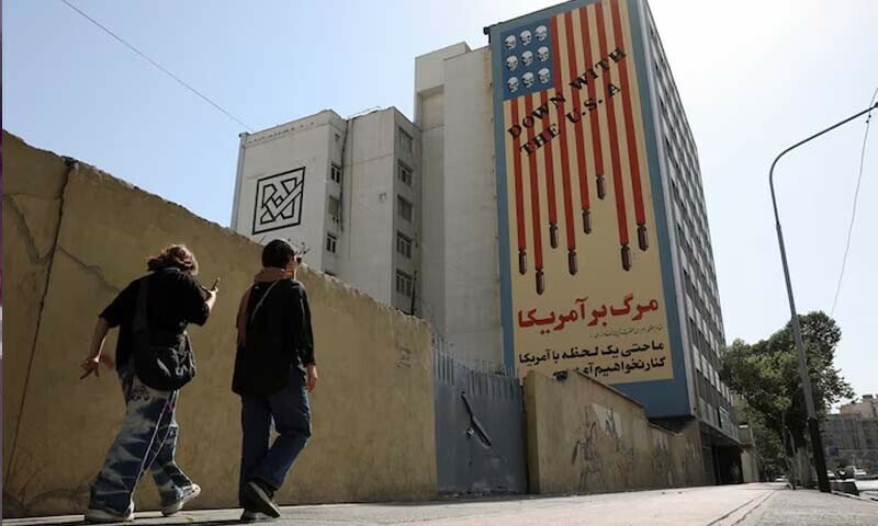 ایران پر ممکنہ اسرائیلی حملہ امریکا مشرق وسطیٰ میں ہائی الرٹ سفارتی اور فوجی عملے کا انخلا شروع 1 121031362e4ab36