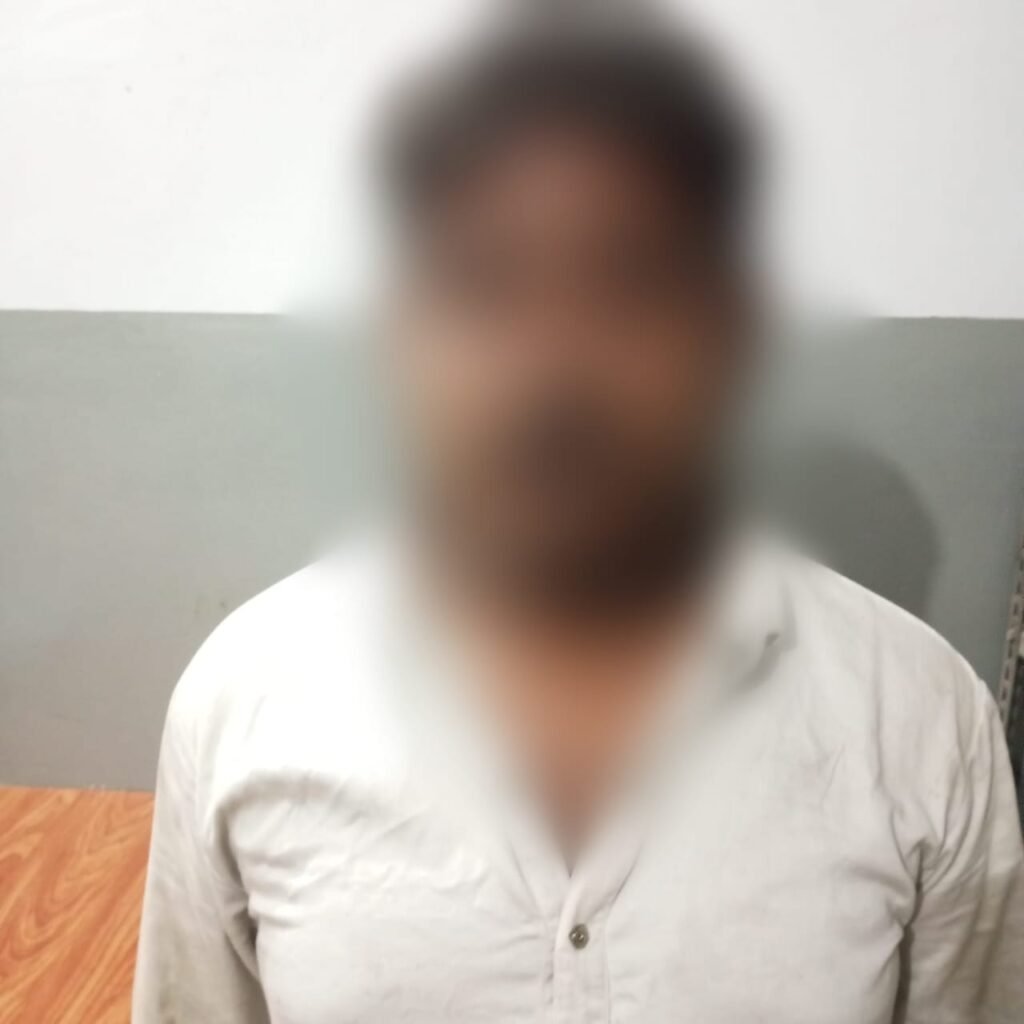 ڈسٹرکٹ سٹی قتل اقدام قتل اور بھتہ خوری میں ملوث سیاسی جماعت کا ٹارگٹ کلر گرفتار 1 WhatsApp Image 2025 06 25 at 4.38.33 PM