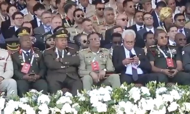 چیئرمین جوائنٹ چیفس جنرل ساحر شمشاد کی IDEF-2025 میں شرکت، ترکی و آذربائیجان سے دفاعی تعاون پر اہم ملاقاتیں 1 آئی ایس پی آر 2 635x380 1