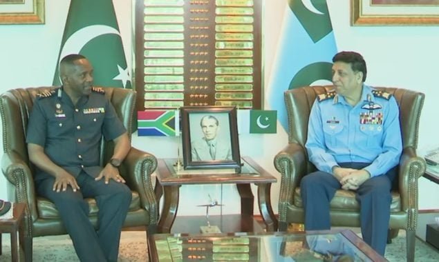 جنوبی افریقہ فضائیہ اور پاک فضائیہ 635x380 1