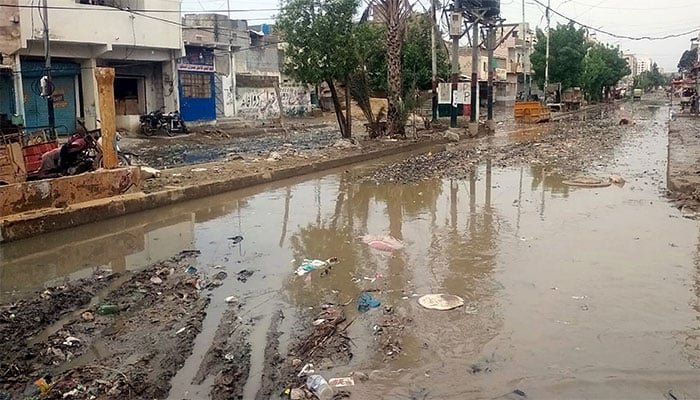 سندھ حکومت نے ٹاؤنز کو روڈ کٹنگ کی مد میں ملنے والی 13 ارب سے زائد رقم اور اخراجات کی تحقیقات کا فیصلہ کرلیا 1 1503604 4689029 road updates