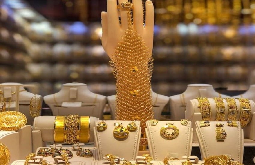 پاکستان میں سونے اور چاندی کی قیمتیں تاریخ کی نئی بلند ترین سطح پر 1 gold 4