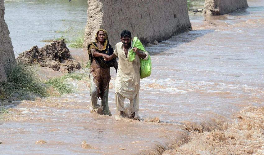پاکستان میں سیلاب ’’شدید انسانی بحران‘‘، 60 لاکھ متاثر، 25 لاکھ بے گھر، اقوام متحدہ کی عالمی امداد کی اپیل 1 multan flood jalalpur alipur