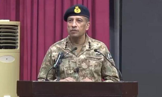 ڈی جی آئی ایس پی آر کا غلام اسحاق خان انسٹیٹیوٹ کا دورہ نوجوانوں کو ملک کا روشن مستقبل قرار 1 WhatsApp Image 2025 10 23 at 11.41.42 AM 635x380 1