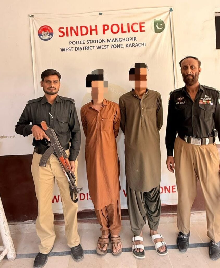 منگھوپیر پولیس کی کارروائی، شادی والے گھروں میں چوری کرنے والا گینگ گرفتار 1 WhatsApp Image 2025 11 17 at 5.24.19 PM