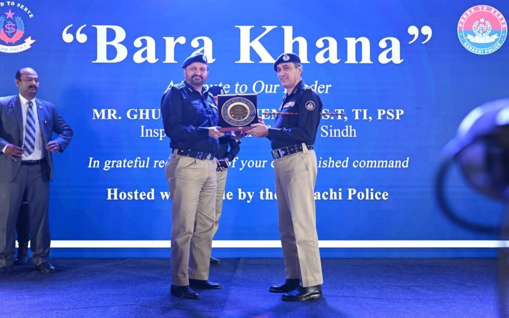 آئی جی سندھ غلام نبی میمن کا پولیس افسران سے خطاب، شہداء کی قربانیوں اور محنت کو سراہا 8 WhatsApp Image 2025 11 29 at 6.43.28 PM 1