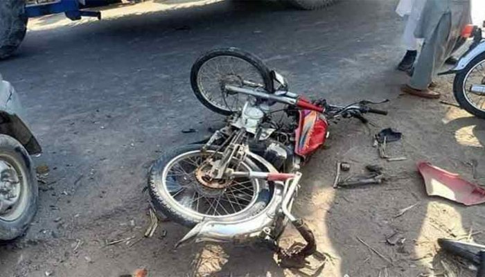 ملیر جناح ایونیو پر ڈمپر کی ٹکر، موٹر سائیکل سوار 2 افراد متاثر، ایک جاں بحق 1 423186 8466853 updates