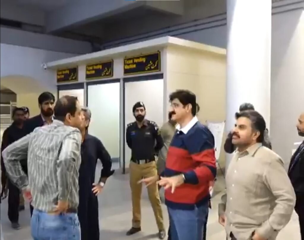 وزیراعلیٰ سندھ کا ایم اے جناح روڈ پر گرین لائن منصوبے کا دورہ کام تیز کرنے کی ہدایت 1 Screenshot 2025 12 14 175751