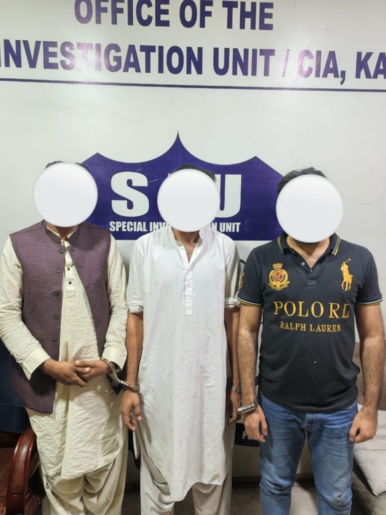 ایس آئی یو اور سی آئی اے کی بڑی کارروائی لاکھوں روپے مالیت کی منشیات اور غیر قانونی اسلحہ برآمد تین ملزمان گرفتار 1 WhatsApp Image 2025 12 31 at 4.50.54 PM