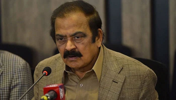 گٹر کے ڈھکن لگانا وزیراعلیٰ کی ذمہ داری نہیں، رانا ثنااللہ کا لاہور سانحے پر مؤقف 1 426547 3333415 updates