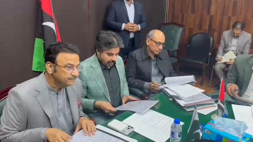 سندھ کابینہ کی ذیلی کمیٹی برائے فنانس کا اجلاس، تعلیمی و ترقیاتی منصوبوں کے لیے اربوں روپے کی منظوری 1 Screenshot 2026 01 26 185300