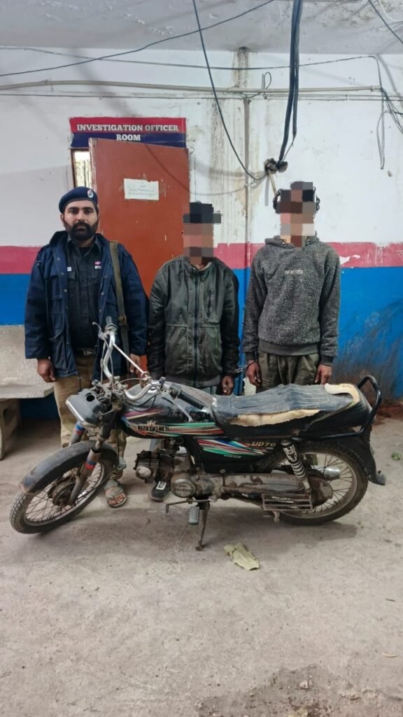 عزیزآباد پولیس کی بروقت کارروائی 1 WhatsApp Image 2026 01 09 at 6.06.02 PM