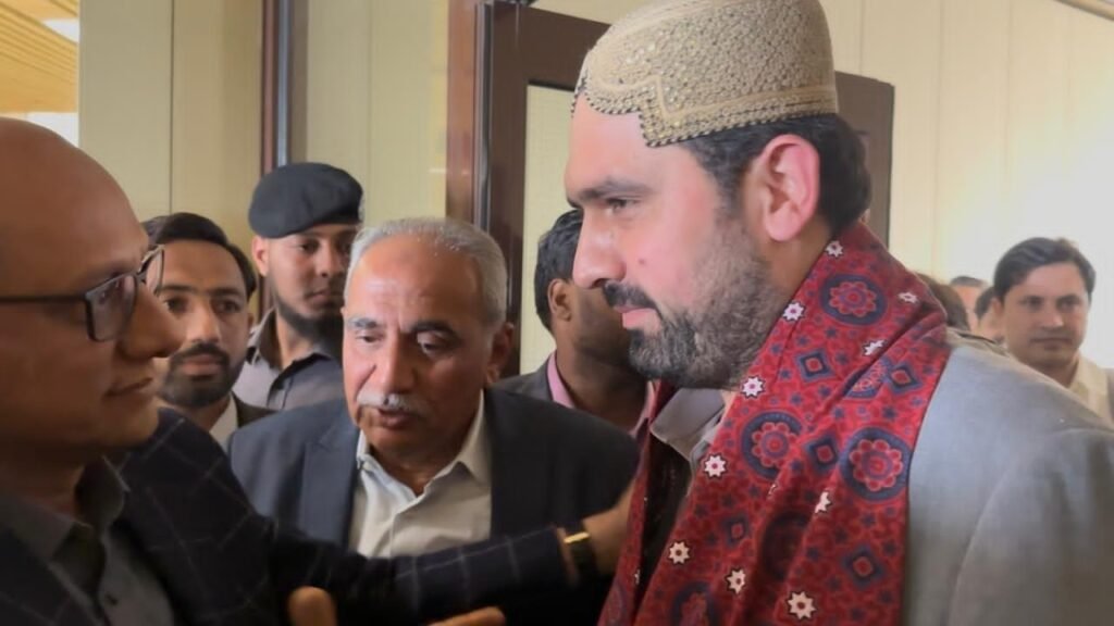 کراچی ایئرپورٹ پر وزیراعلیٰ خیبر پختونخوا سہیل آفریدی کا پرتپاک استقبال 2 WhatsApp Image 2026 01 09 at 6.06.19 PM