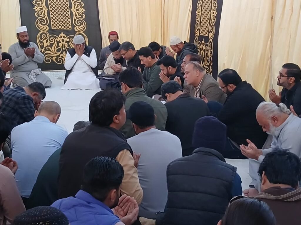 سینئر مرکزی رہنما انیس احمد قائمخانی نے منہاج قاضی کی والدہ کے سوئم میں شرکت کی 5 WhatsApp Image 2026 01 26 at 7.32.50 PM 1