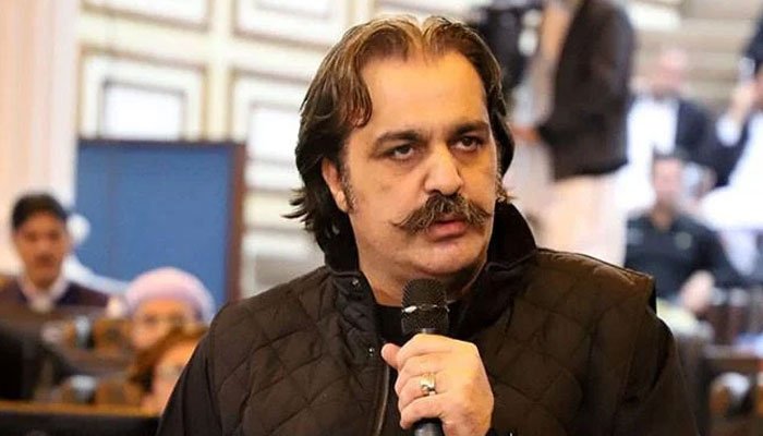 پی ٹی آئی کا علی امین گنڈاپور کے خلاف کارروائی کا فیصلہ 1 427965 4936005 updates