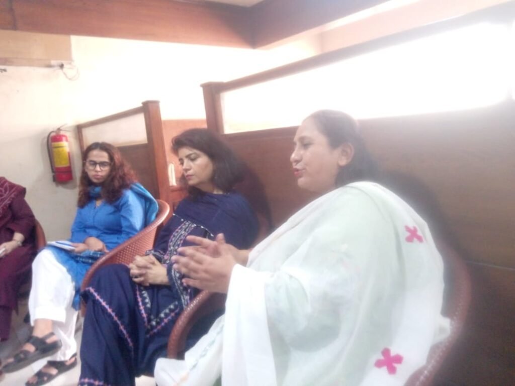 سندھ میں خواتین و بچیوں کے خلاف زیادتی اور قتل: وکلاء و سول سوسائٹی نے فوری انصاف اور عدالتی اقدامات کا مطالبہ کر دیا 3 WhatsApp Image 2026 02 22 at 9.47.59 PM 3