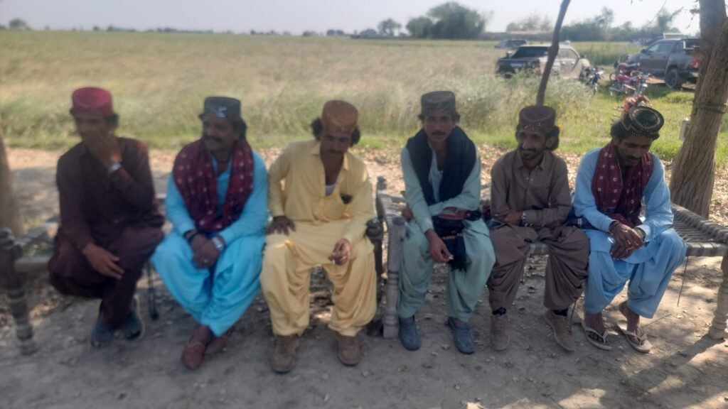 سندھ پولیس کی بڑی کامیابی، گھوٹکی اور دیگر علاقوں میں 14 خطرناک ڈاکو سرینڈر 1 WhatsApp Image 2026 02 24 at 7.27.20 PM