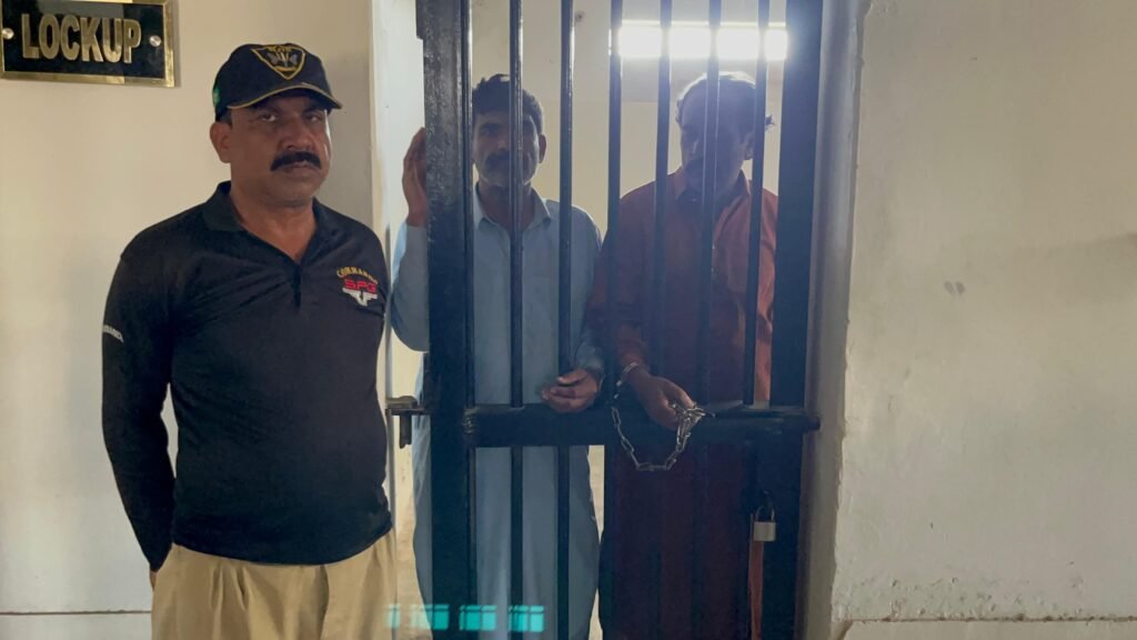 دادو: شوہر کے قتل میں بیوی ملوث، تین گرفتار 1 WhatsApp Image 2026 03 02 at 7.09.41 PM