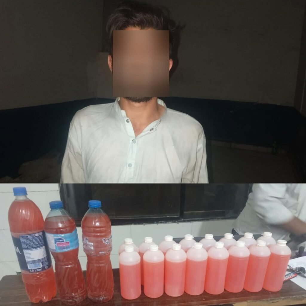 ناظم آباد: زہریلی کچی شراب پینے سے 3 ہلاک، 6 زیر علاج، ملزم گرفتار 1 WhatsApp Image 2026 03 02 at 7.31.52 PM