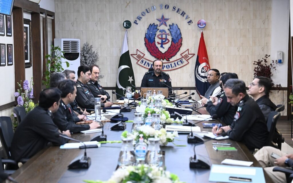 آئی جی سندھ کا کوئیک رسپانس فورسز کی تیاری و تعینات پر اہم اجلاس 1 WhatsApp Image 2026 03 26 at 7.51.32 PM 1