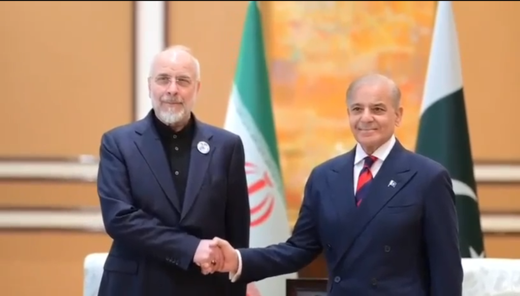 ایرانی وفد کی وزیراعظم سے ملاقات، پاکستان کا ثالثی کردار جاری رکھنے کا عزم 1 Screenshot 2026 04 11 192105
