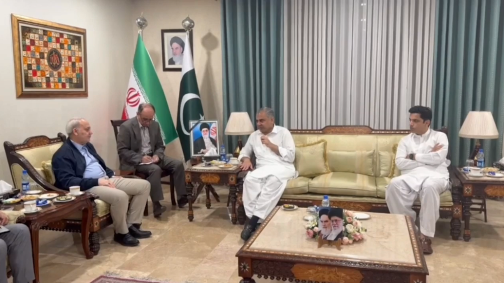 اسلام آباد: محسن نقوی کی ایرانی سفیر سے ملاقات، خطے میں کشیدگی کے خاتمے اور مذاکراتی عمل پر زور 1 Screenshot 2026 04 20 215058