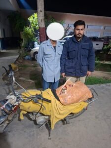 کیماڑی پولیس کی کارروائی، دو ملزمان گرفتار 1 WhatsApp Image 2026 04 05 at 9.16.30 PM 1