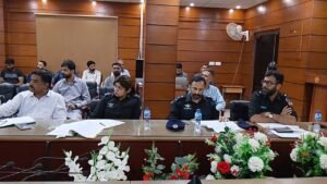 ڈی آئی جی ایسٹ کا کرائم میٹنگ میں جرائم کے خاتمے پر زور 1 WhatsApp Image 2026 04 07 at 6.06.43 PM