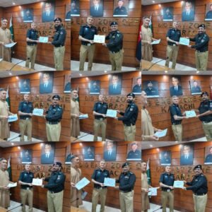 ڈی آئی جی ایسٹ زون کی تقریب، بہترین کارکردگی پر افسران و اہلکاروں میں ریوارڈ تقسیم 1 WhatsApp Image 2026 04 10 at 5.04.35 PM