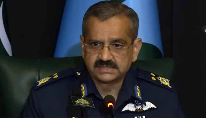 “آپریشن بنیان المرصوص میں بھارت کے 8 طیارے گرائے، ہم 8-0 پر ہیں” — پاک فضائیہ و ڈی جی آئی ایس پی آر کی مشترکہ پریس کانفرنس 1 433579 756999 updates