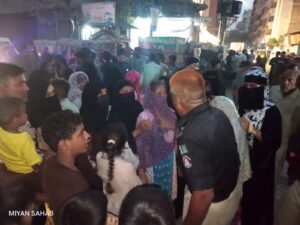 بھیم پورہ نشتر روڈ پر گیس کی بندش کے خلاف احتجاج، شہریوں نے ٹائر جلا کر سڑک بلاک کر دی 4 WhatsApp Image 2026 05 22 at 11.14.17 PM