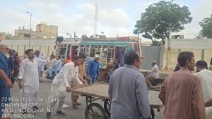 صدر ٹاؤن میں تجاوزات مافیا کے خلاف بڑا آپریشن، متعدد غیر قانونی تعمیرات مسمار 1 WhatsApp Image 2026 05 22 at 11.54.27 PM