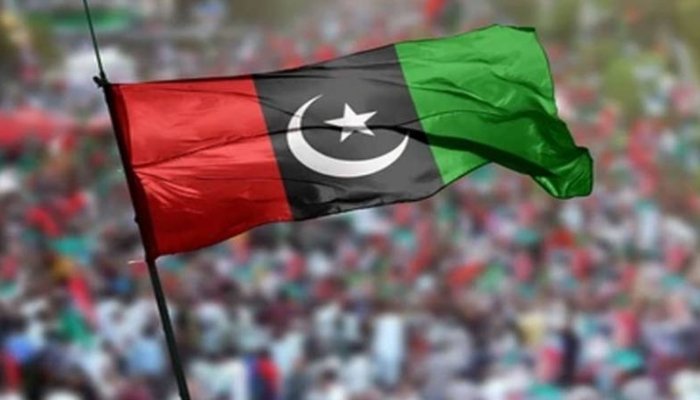 پیپلز پارٹی کے رہنما راجہ پرویز اشرف قومی اسمبلی اجلاس میں اظہار خیال کرتے ہوئے