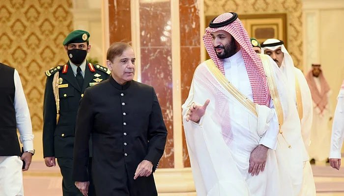 Shehbaz Sharif and Crown Prince Mohammed bin Salman discussing Iran-US peace process