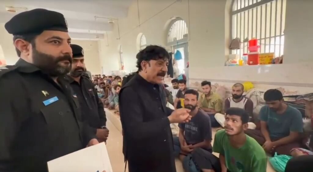 Sindh Prisons Minister Ali Hassan Zardari inspecting facilities during his visit to Central Jail Karachi