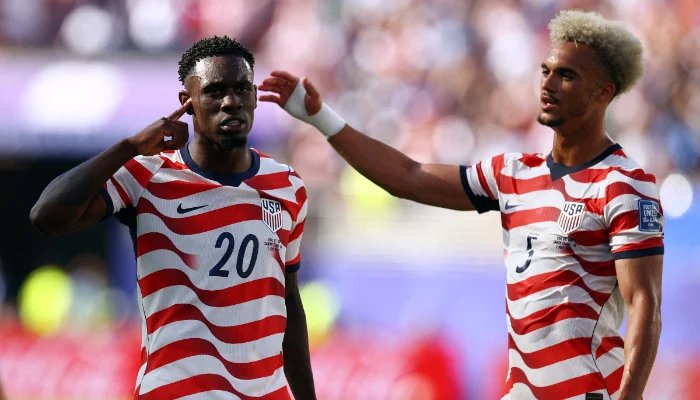United States players celebrate after defeating Bosnia in the FIFA World Cup 2026 Round of 32.
