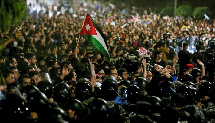 People in Jordan call for the withdrawal of US military forces through an open letter addressed to the government.
